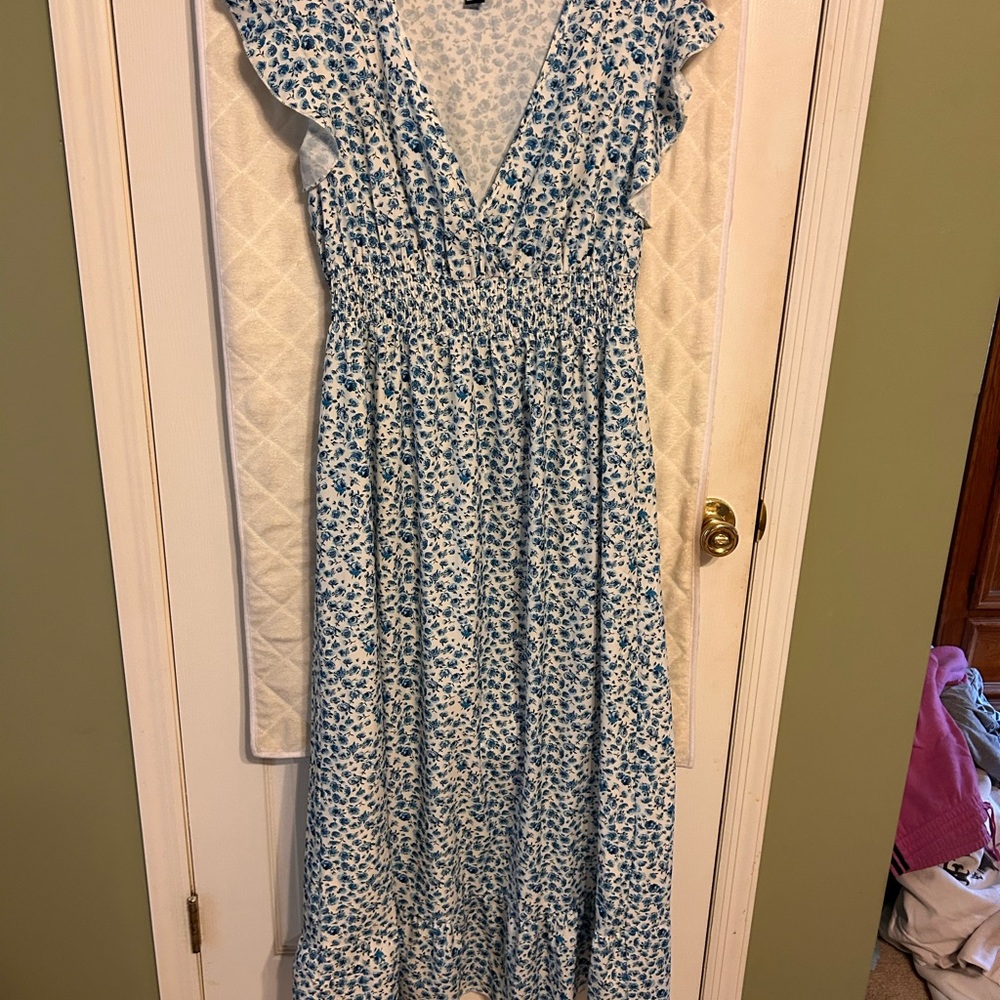 SHEIN Blue Floral Maxi Dress